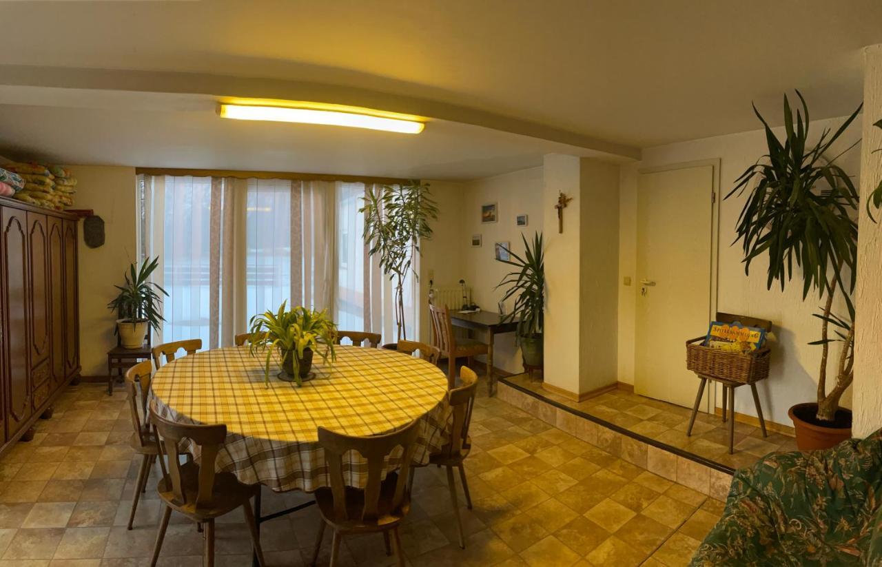 Ferienwohnung für die Familie oder Gruppen nahe dem Hohen Venn Wirtzfeld Exterior foto